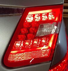Thumbnail 2: 10-13 MERCEDES E-CLASS (W212) SEDAN RIGHT REAR INNER TRUNK TAILLIGHT LIGHT LAMP