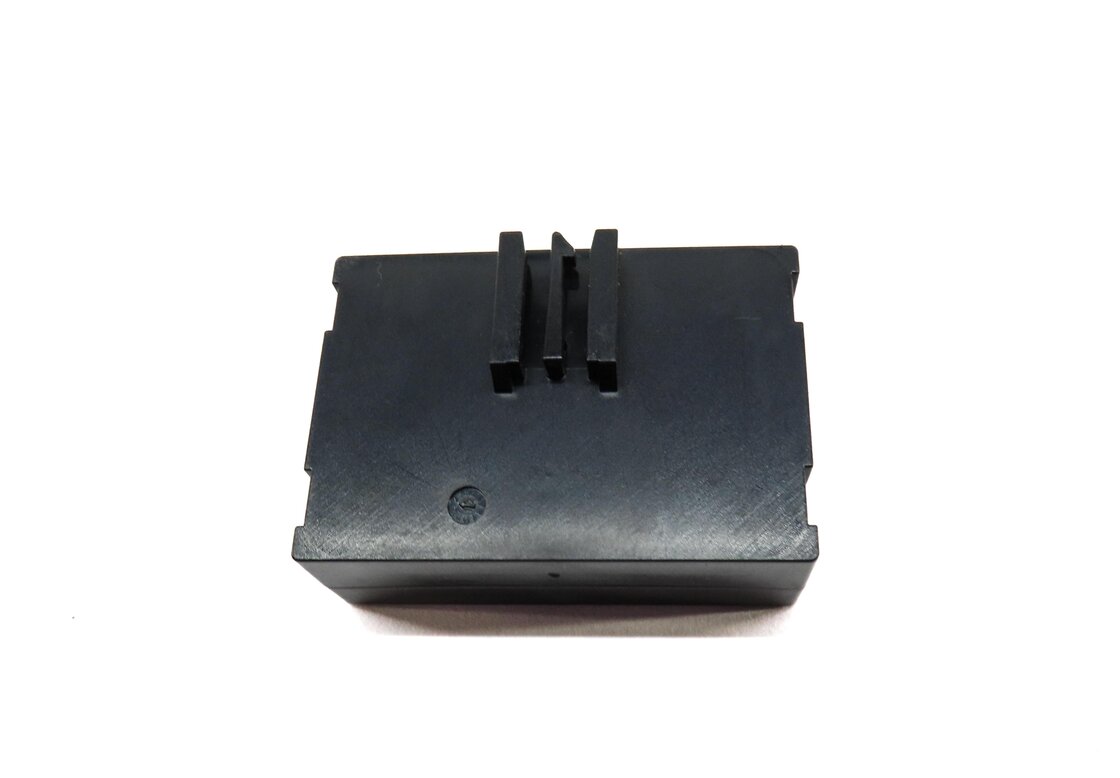 Thumbnail 4: 2012 MERCEDES E CLASS SEDAN (W212) REARVIEW CAMERA CONTROL MODULE 2128270006