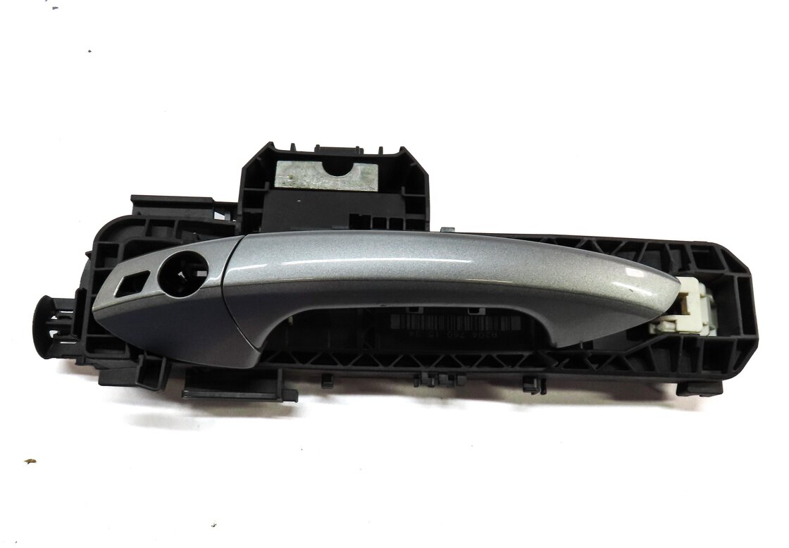 Thumbnail 3: 11-19 MERCEDES E GL GLE GLS ML (W166 W212 X166) LEFT DRIVER DOOR HANDLE (SILVER)