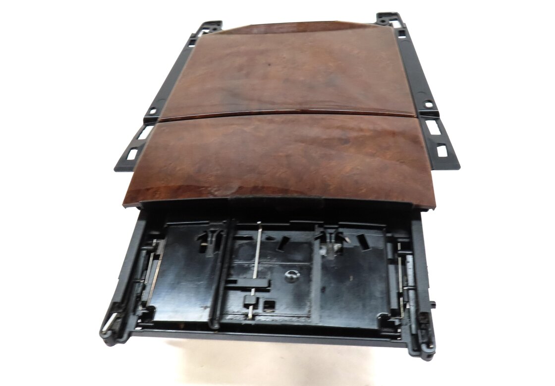 Thumbnail 4: 2012 E CLASS SEDAN (W212) FRONT CENTER CONSOLE CUPHOLDER w/ ASHTRAY WALNUT WOOD