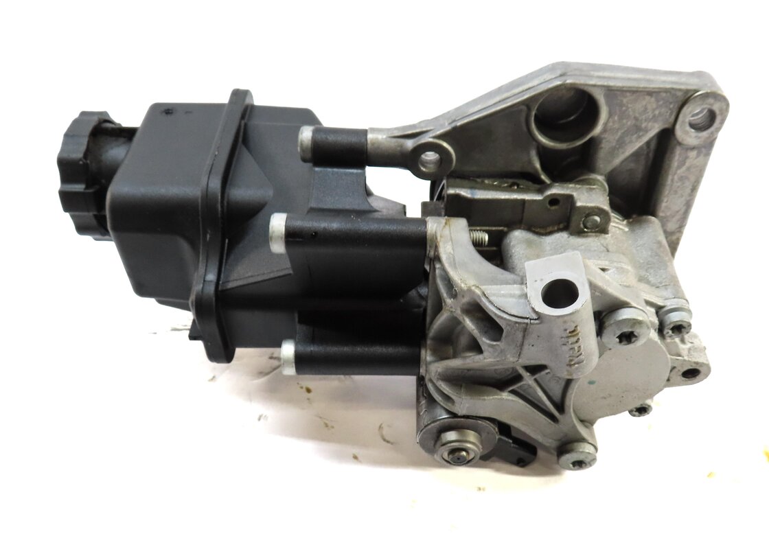 Thumbnail 5: 2012-2020 MERCEDES E350 SLC43 SLK350 (W212 W172) POWER STEERING PUMP w/ PULLEY