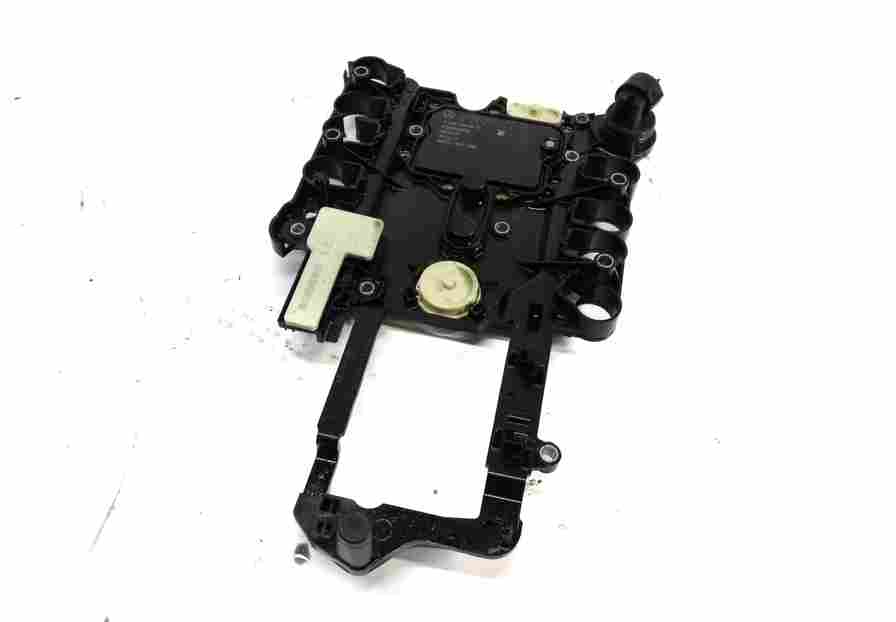 12 MERCEDES E CLASS W212 3.5L M276 AUTO TRANSMISSION VALVE BODY CONDUCTOR PLATE