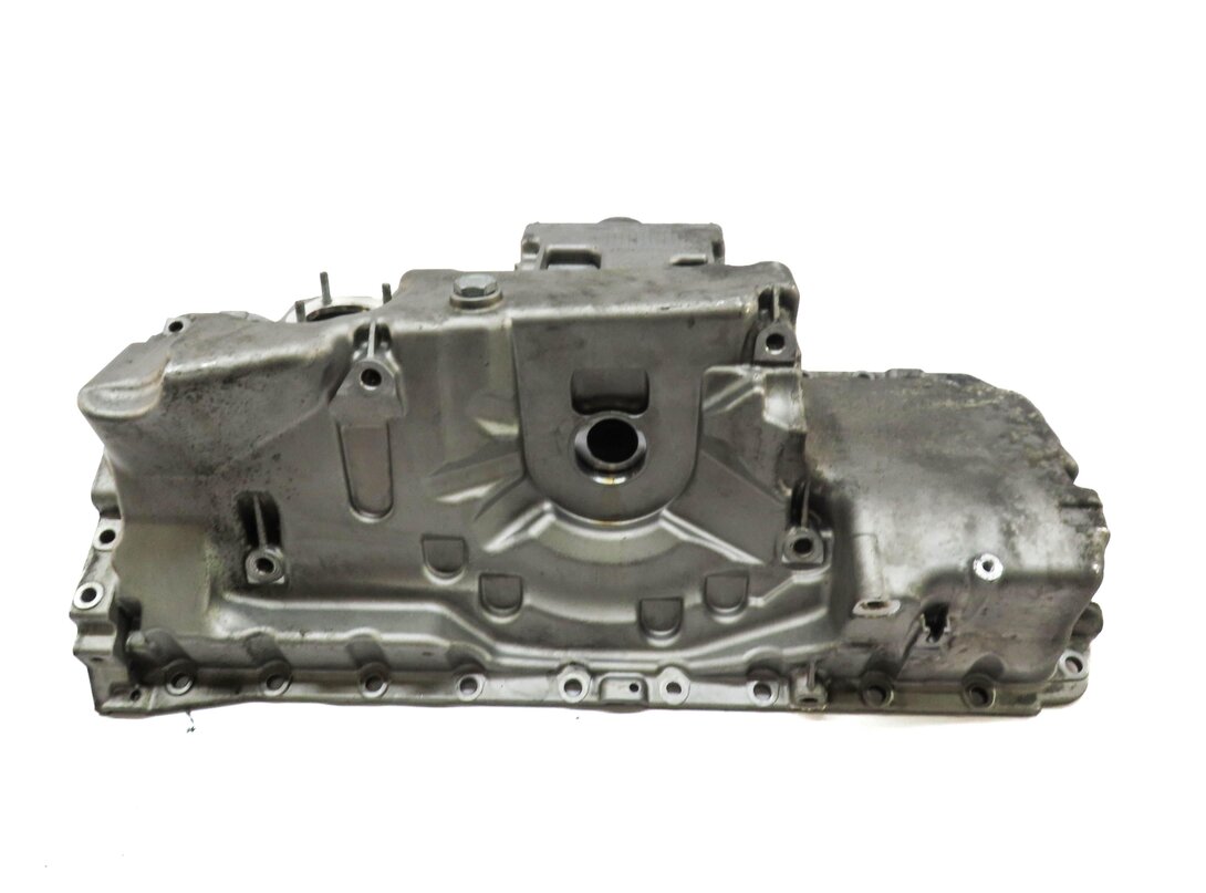 Thumbnail 4: 2007-2010 BMW X5 X6 (E70 E71) 3.0L N52 N54 ENGINE OIL PAN SUMP