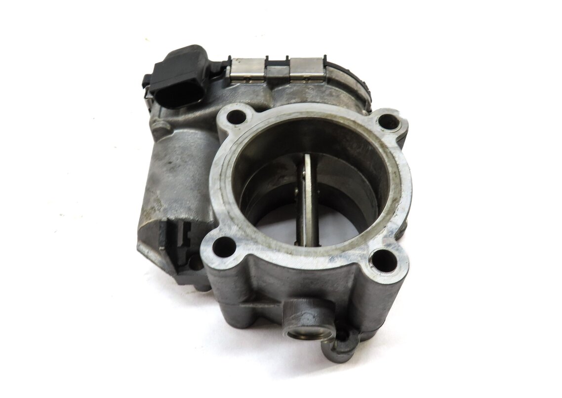 Thumbnail 3: 07-17 MERCEDES E GL ML S R (W164 W166 W212 X164 X166) 3.0L DIESEL THROTTLE BODY