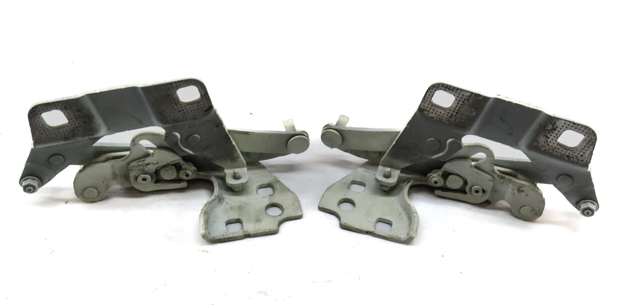 Thumbnail 3: 2012-2019 MERCEDES GL ML CLASS (W166 X166) FRONT HOOD HINGE SET (CALCITE WHITE)