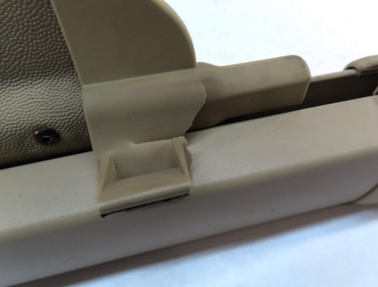 Thumbnail 7: 12-19 MERCEDES ML GLE (W166) REAR TRUNK PRIVACY RETRACTABLE CARGO COVER (BEIGE)