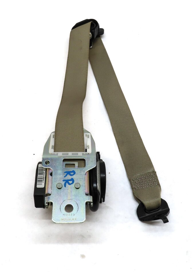 Thumbnail 3: 2012 MERCEDES ML350 (W166) REAR RIGHT 2ND ROW SEATBELT RETRACTOR (BEIGE)