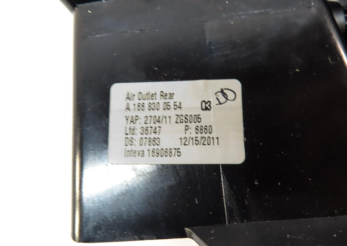 Thumbnail 6: 2012 MERCEDES ML350 (W166) REAR CENTER CONSOLE HVAC A/C HEATER AIR VENT (BLACK)