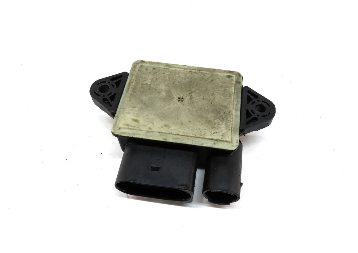 Thumbnail 1: 07-13 MERCEDES E320 E350 GL350 ML350 S350 R320 R350 - DIESEL GLOW PLUG MODULE