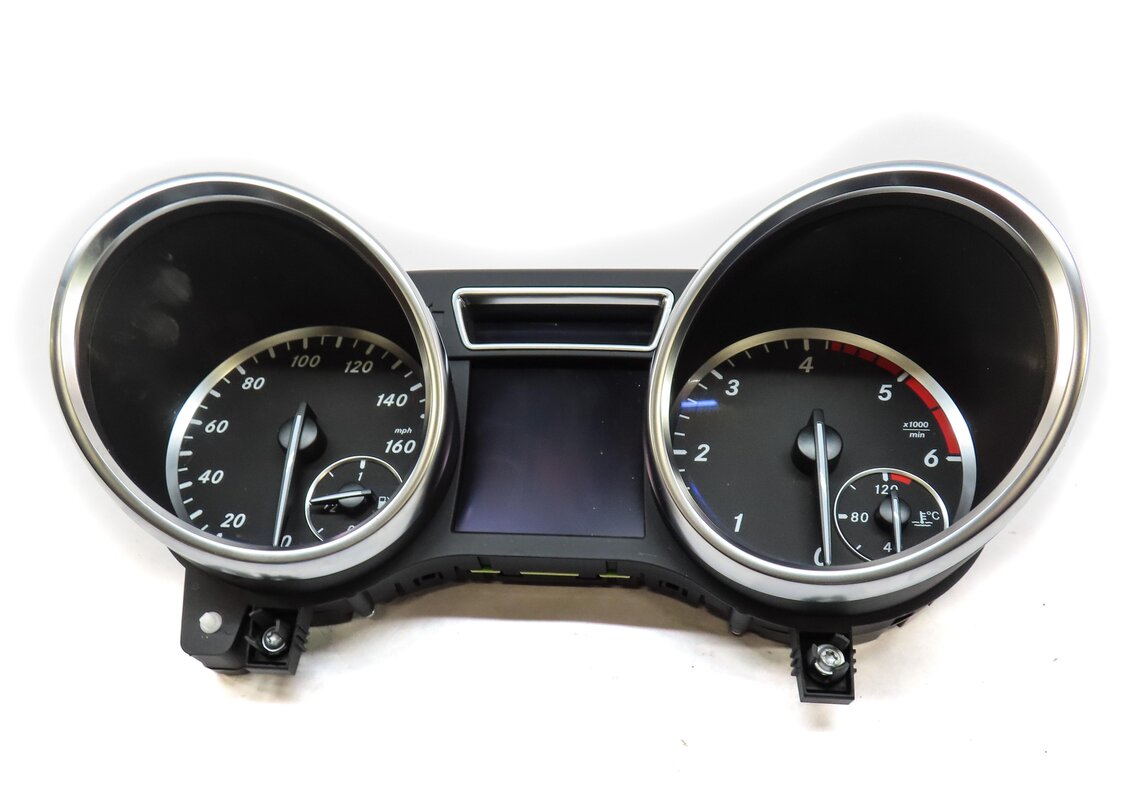 Thumbnail 2: 2012 MERCEDES ML350 (W166) 3.0L DIESEL AWD SPEEDOMETER INSTRUMENT CLUSTER (100k)