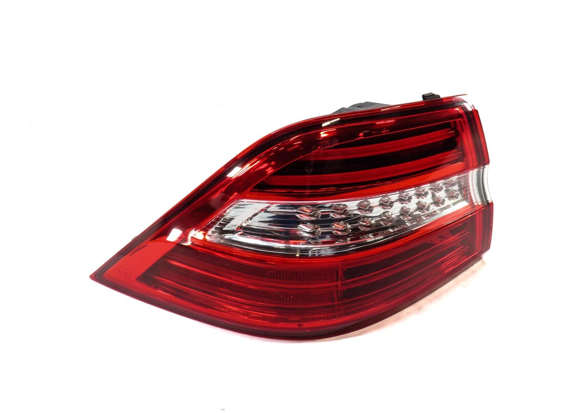 12-15 MERCEDES ML CLASS (W166) LEFT DRIVER REAR LED TAILLIGHT BRAKE LIGHT LAMP