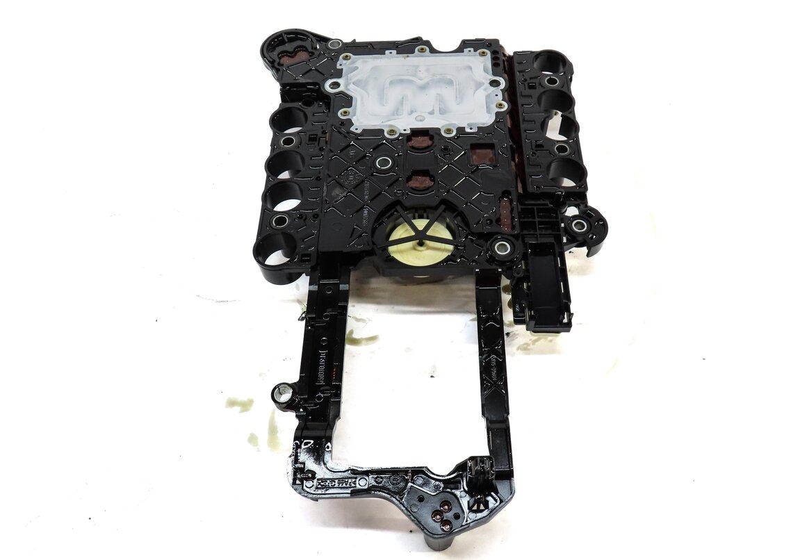 Thumbnail 4: 12-13 GL350 ML350 (W166 X166) DIESEL TRANSMISSION VALVE BODY CONDUCTOR PLATE