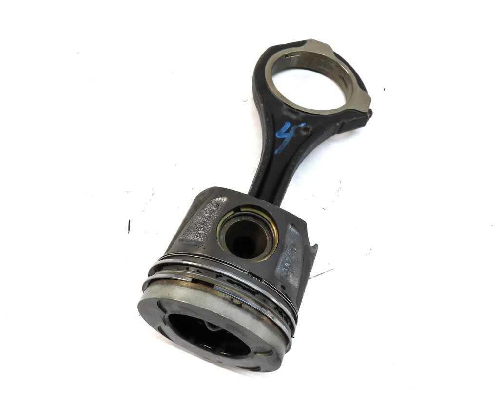 Thumbnail 1: 12-17 ML GL GLS S X166 W166 W221 3.0L DIESEL OM642 PISTON & CONNECTING ROD LEFT
