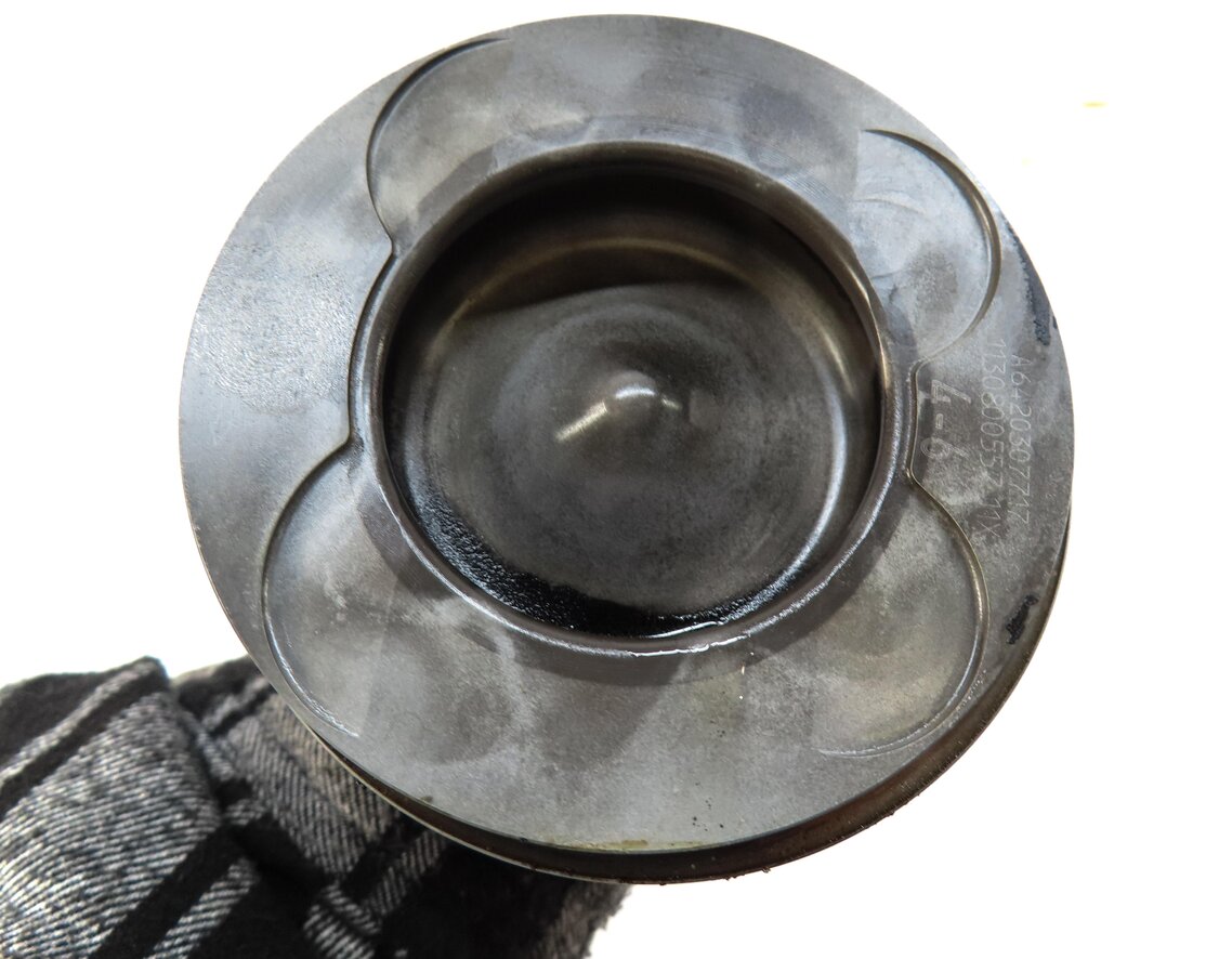 Thumbnail 4: 12-17 ML GL GLS S X166 W166 W221 3.0L DIESEL OM642 PISTON & CONNECTING ROD LEFT
