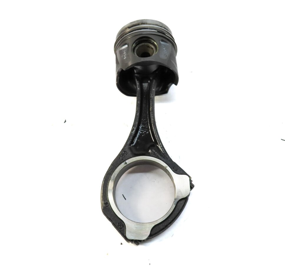 Thumbnail 3: 12-17 ML GL GLS S X166 W166 W221 3.0L DIESEL OM642 PISTON & CONNECTING ROD RIGHT