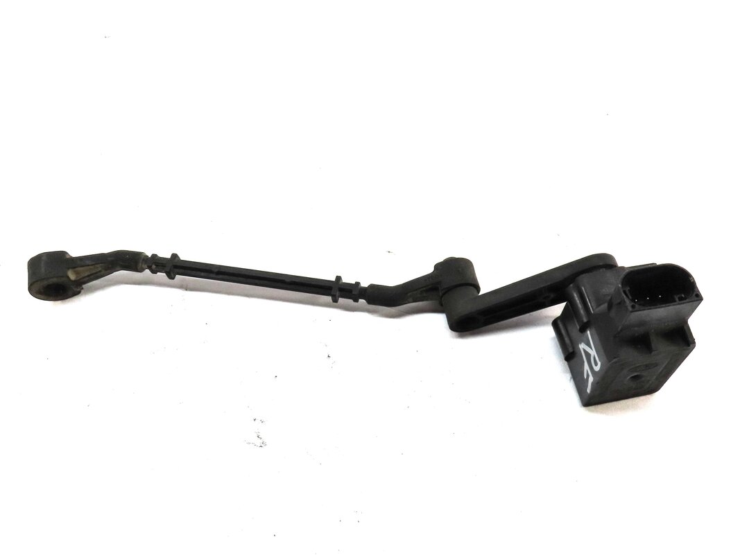 Thumbnail 3: 2009 RANGE ROVER (L322) FRONT RIGHT PASSENGER SUSPENSION HEIGHT LEVEL SENSOR