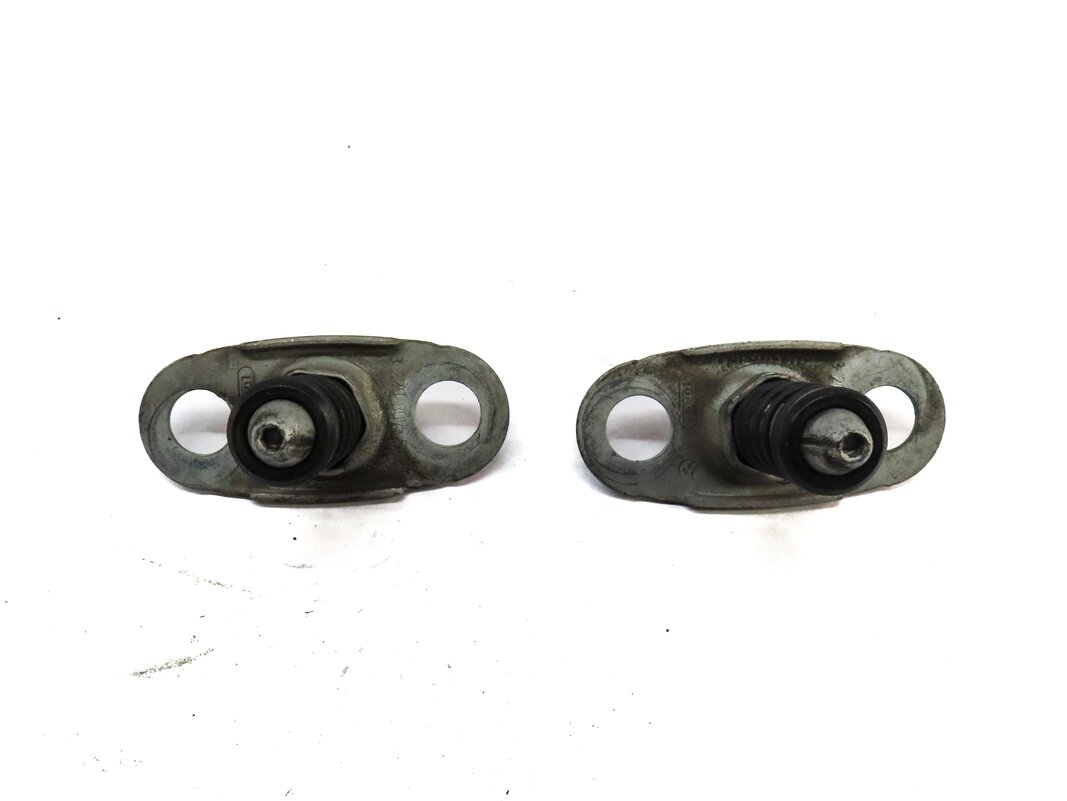 Thumbnail 6: 2009 RANGE ROVER L322 FRONT HOOD SAFETY HOOK RELEASE LEVER LOCK LATCH & SPRINGS