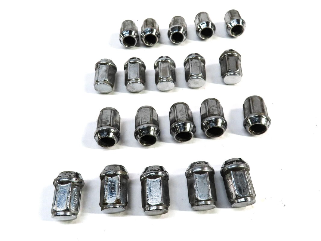 Thumbnail 2: 2005-2018 LR3 LR4 DISCOVERY RANGE ROVER SPORT WHEEL TIRE RIM LUG NUT SET (20)