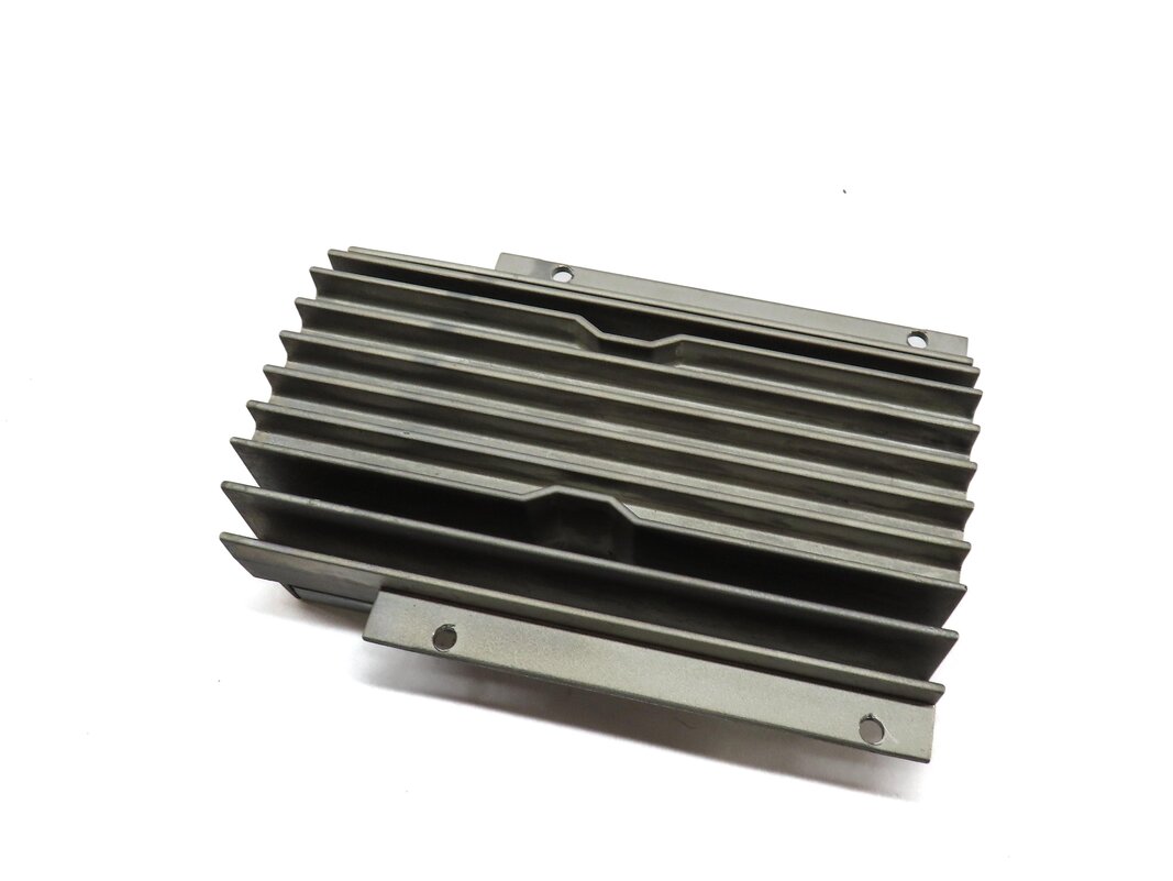 2005-2009 RANGE ROVER (L322) HARMAN KARDON LOGIC-7 L7 SUB SUBWOOFER AMPLIFIER