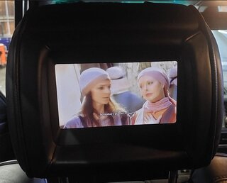 Thumbnail 3: 2009 RANGE ROVER (L322) FRONT LEFT SEAT HEADREST w/ DVD PLAYER SCREEN (BLACK)