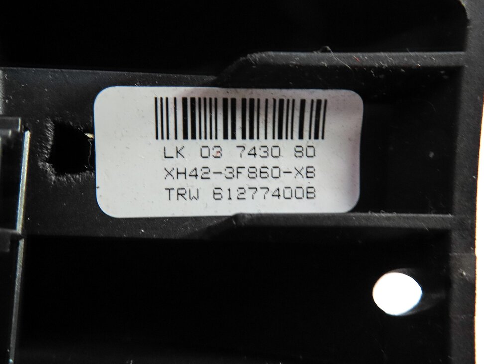 Thumbnail 7: 2003-2009 LAND ROVER RANGE ROVER (L322) HEATED STEERING WHEEL SWITCH BUTTON SET
