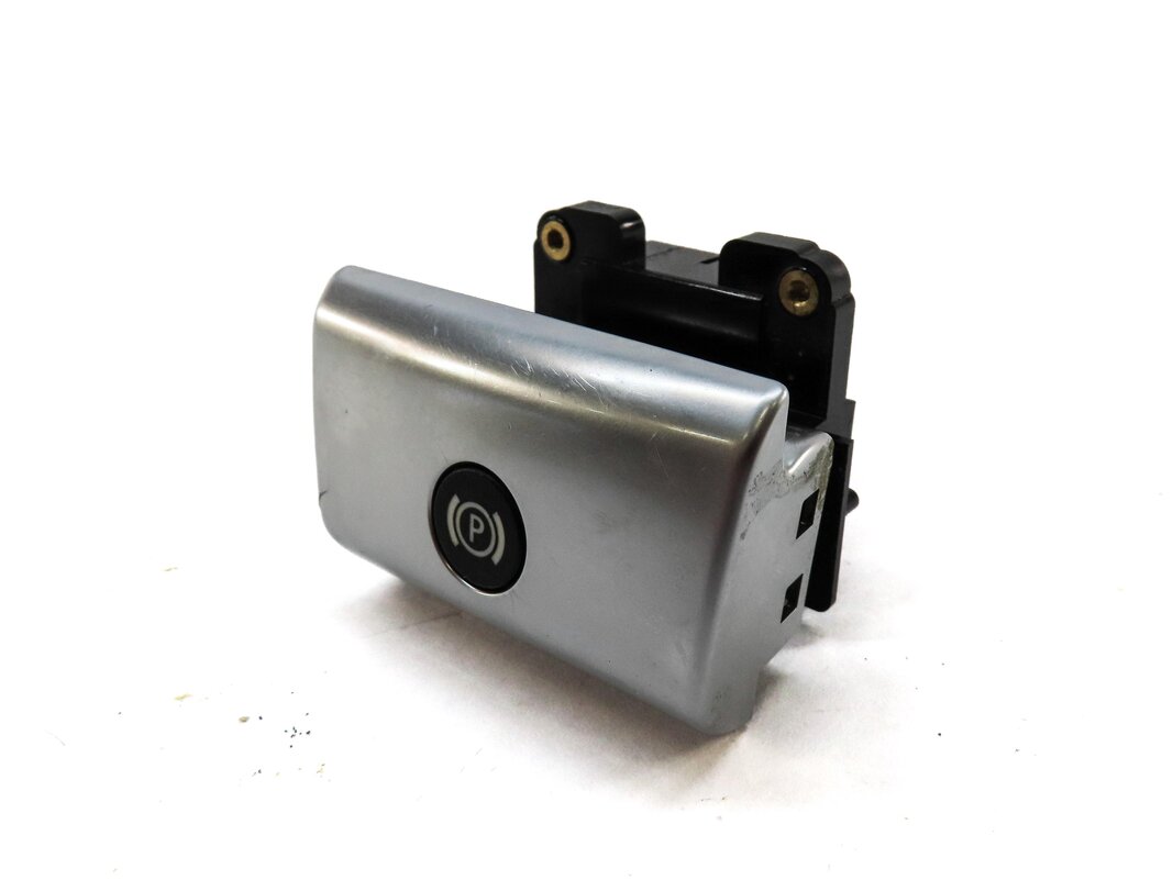 Thumbnail 3: 2009 RANGE ROVER (L322) EMERGENCY HILL PARKING E-BRAKE SWTICH BUTTON YUG500391