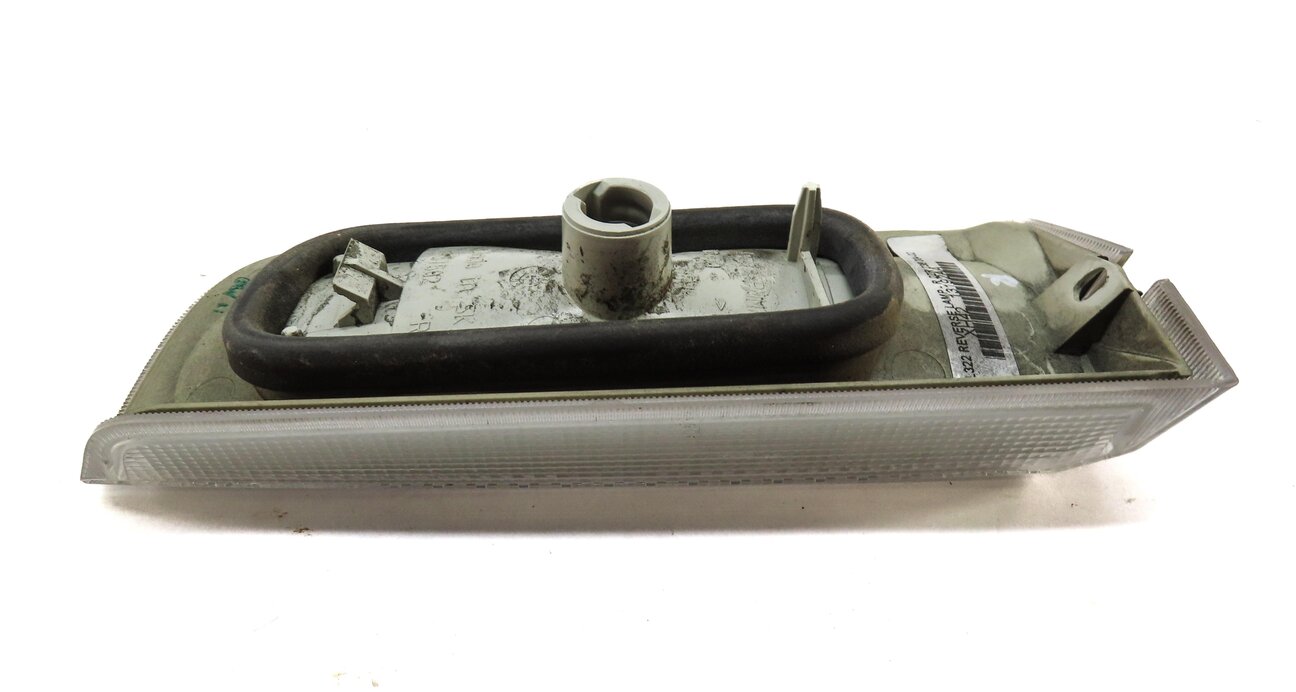 Thumbnail 3: 2009 RANGE ROVER (L322) REAR RIGHT PASSENGER REVERSE LIGHT XH4213192AA
