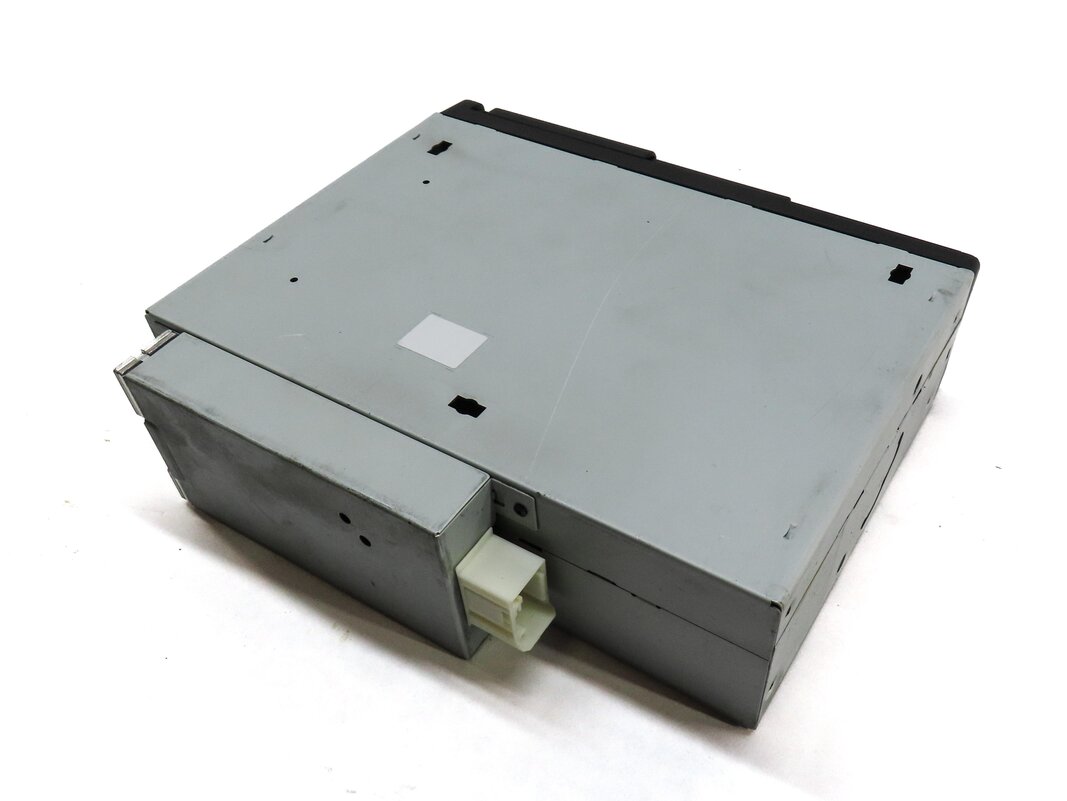 Thumbnail 4: 2005-2012 RANGE ROVER (L322) RADIO STEREO 6-DISC CD CHANGER (w/o MAGAZINE)