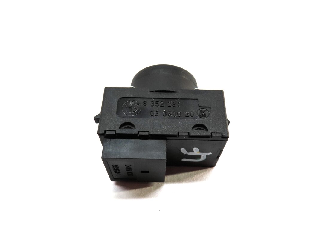 Thumbnail 7: 09 RANGE ROVER L322 FRONT LEFT DRIVER SEAT MEMORY ADJUSTMENT ADJUST SWITCH BLACK