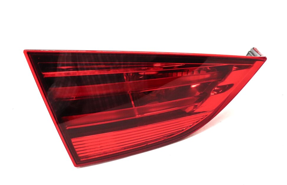 2012-2015 BMW X1 (E84) LEFT DRIVER REAR TRUNK INNER TAILLIGHT LIGHT LAMP