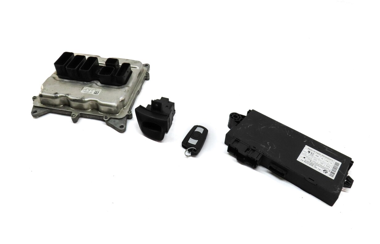 13-16 BMW X1 Z4 E84 E89 2.0L N20 TURBO ECM DME CAS 3 IMMOBILIZER MODULE KEY SET