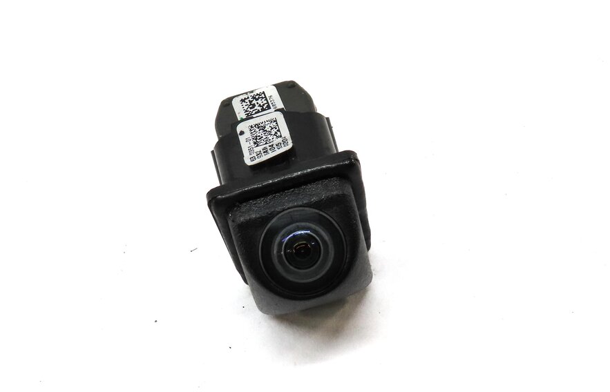 09-18 BMW 2 3 4 5 7 M5 X3 X5 X6 (F01 F07 F10 F15 F16 F30 F32) REARVIEW CAMERA