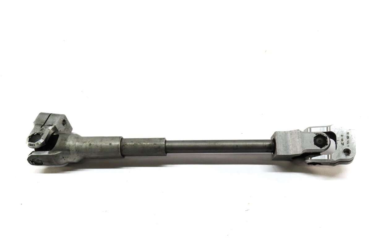 Thumbnail 2: 2013-2015 BMW X1 (E85) RWD STEERING COLUMN U-JOINT SWIVEL SHAFT
