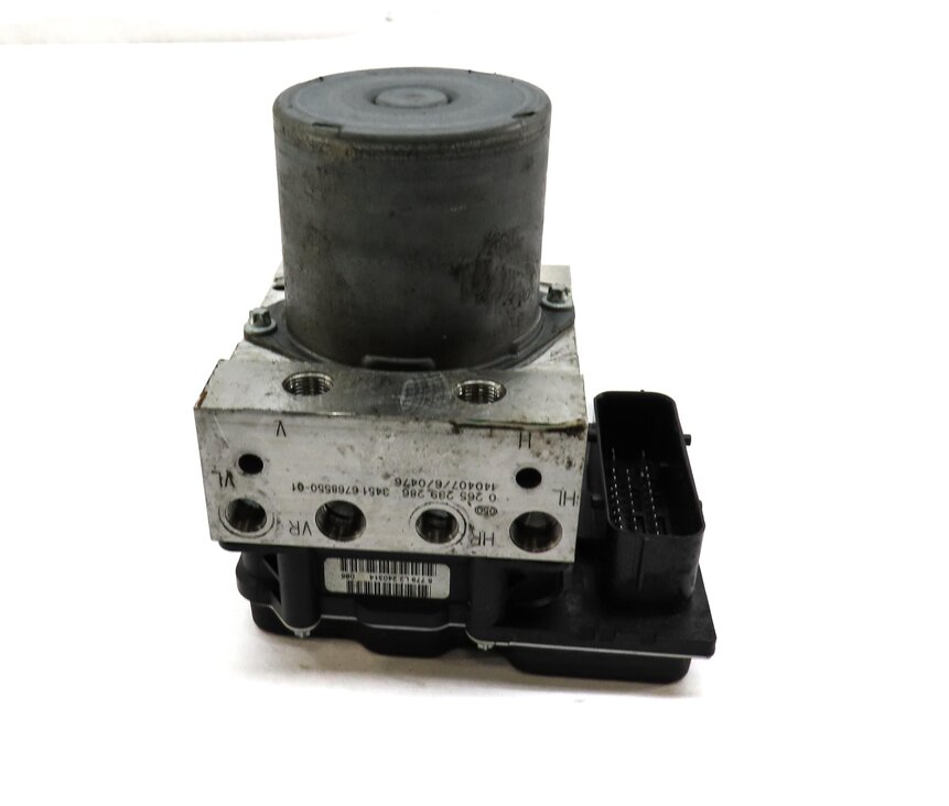Thumbnail 2: 2013-2015 BMW X1 (E84) 2.0L RWD - ABS ANTI LOCK BRAKE PUMP w/ MODULE
