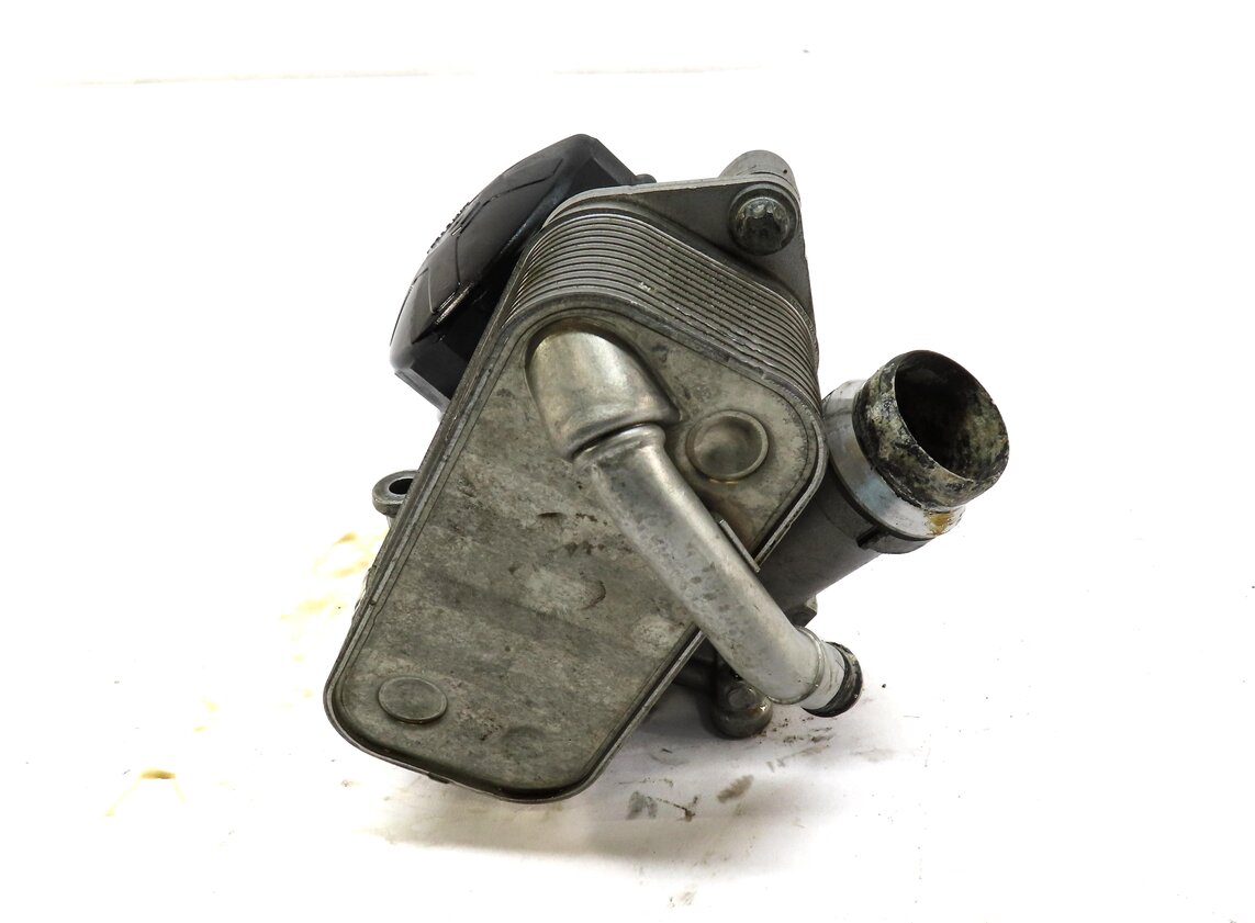 Thumbnail 5: 2015 BMW X1 (E84) 2.0L TURBO N20 ENGINE OIL FILTER HOUSING 11427548032