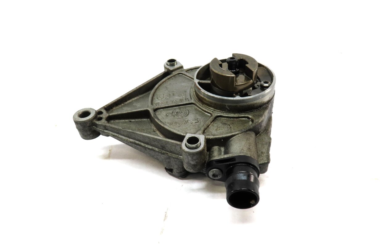 Thumbnail 2: 2013-2018 BMW 228i 320i 328i 428i 528i X1 X3 X4 X5 Z4 - 2.0L TURBO VACUUM PUMP