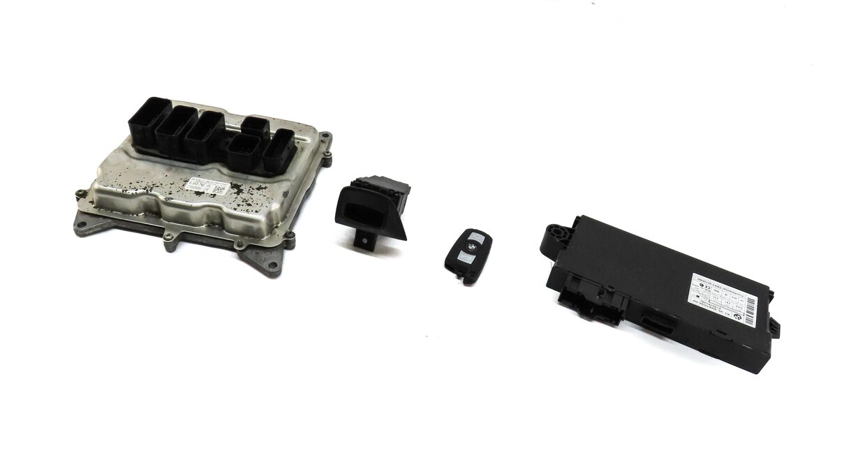 13-16 BMW X1 Z4 E84 E89 2.0L N20 TURBO ECM DME CAS-3 IMMOBILIZER MODULE KEY SET