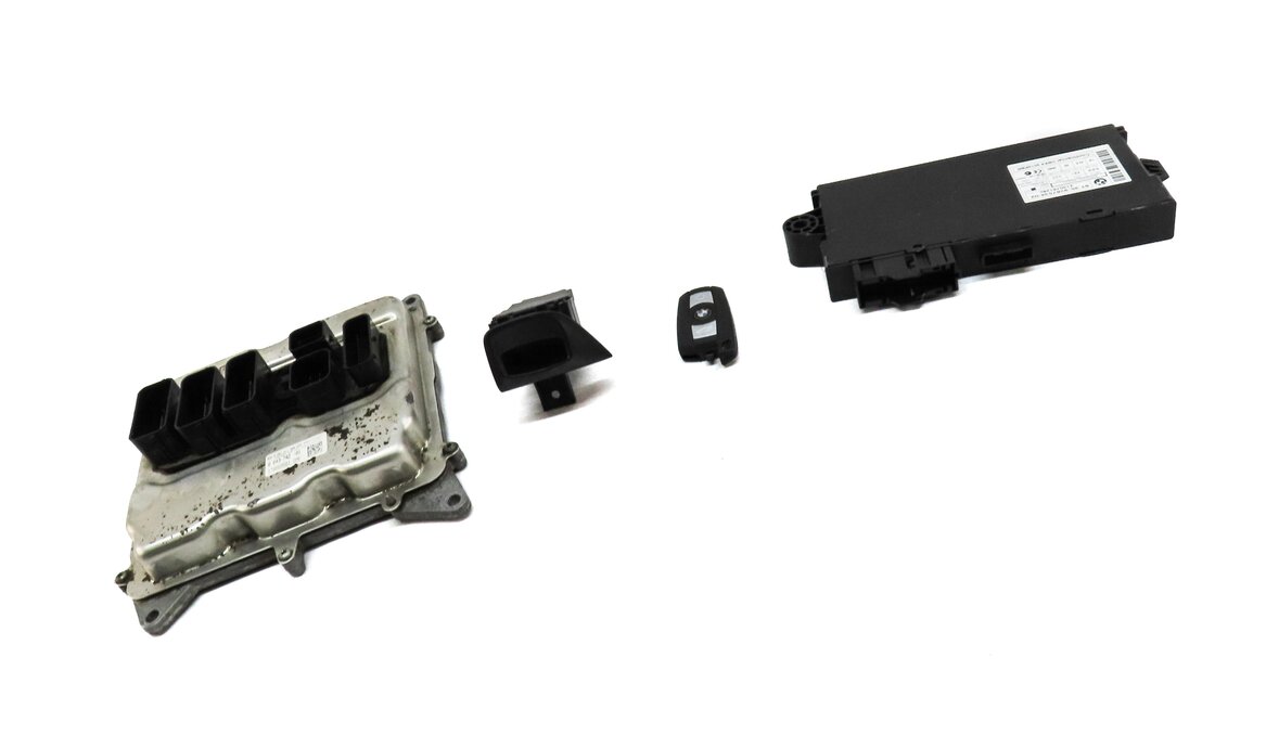 Thumbnail 3: 13-16 BMW X1 Z4 E84 E89 2.0L N20 TURBO ECM DME CAS-3 IMMOBILIZER MODULE KEY SET