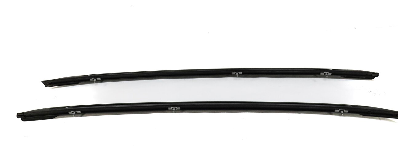 2015 BMW X1 (E84) LEFT & RIGHT LUGGAGE ROOF RACK SET 2 (FRONT TO BACK) (BLACK)