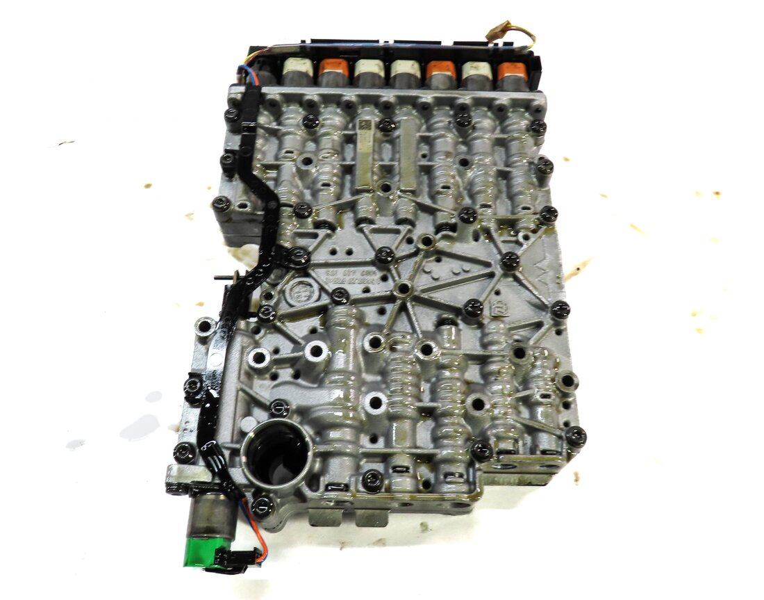 Thumbnail 4: 14-15 BMW X1 (E84) 28i RWD A/T AUTOMATIC TRANSMISSION VALVE BODY w/ MECHATRONIC