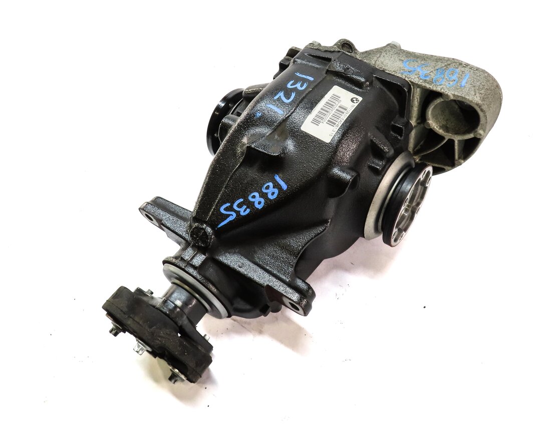 Thumbnail 2: 2015 BMW X1 (E84) 2.0L TURBO 2.0T REAR DIFFERENTIAL (FROM PRODUCTION 09/2014)