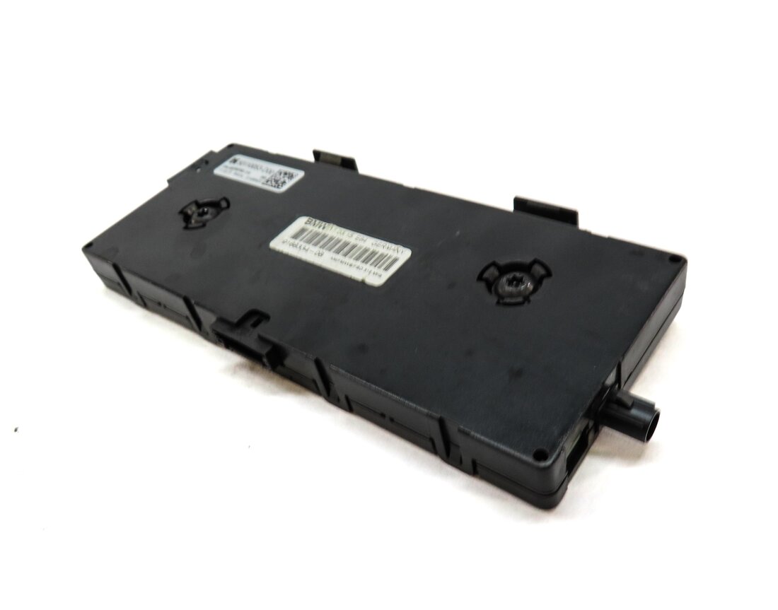 Thumbnail 2: 2015 BMW X1 (E84) RADIO STEREO ANTENNA DIVERSITY CONTROL MODULE 9168334