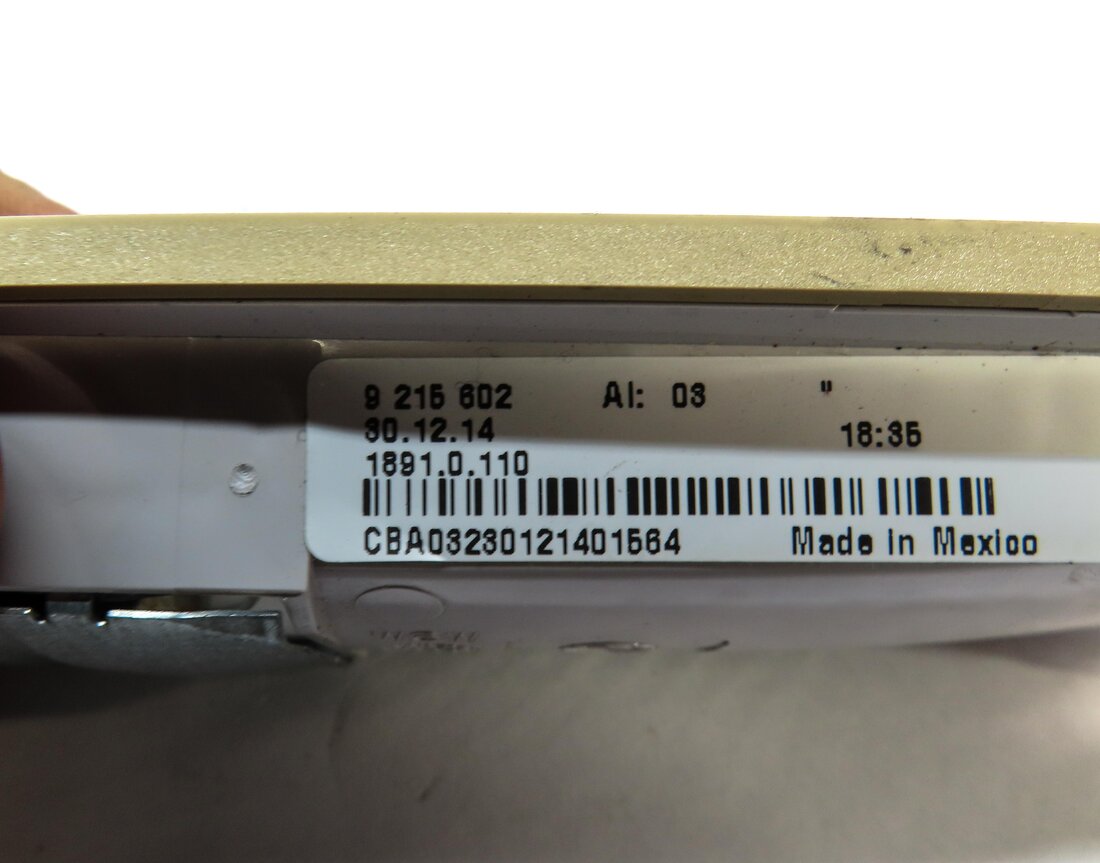 Thumbnail 5: 2015 BMW X1 (E84) REAR LEFT & RIGHT ROOF DOME LIGHT SET 2 (BEIGE)