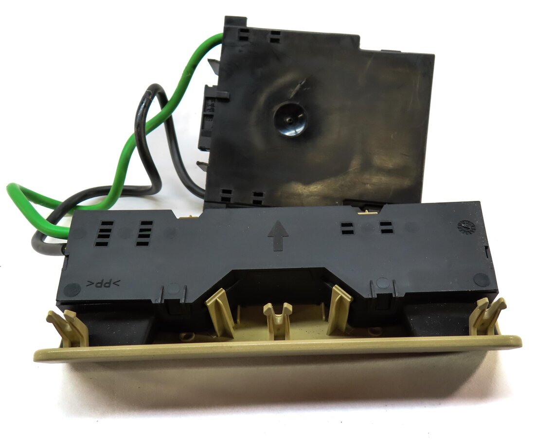 Thumbnail 4: 2015 BMW X1 (E84) ANTI-THEFT LOCKING ULTRASONIC ALARM MODULE w/ TRIM (BEIGE)