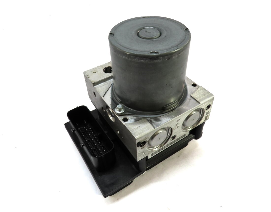 Thumbnail 2: 2013-2015 BMW X1 (E84) 2.0L RWD - ABS ANTI LOCK BRAKE PUMP w/ MODULE