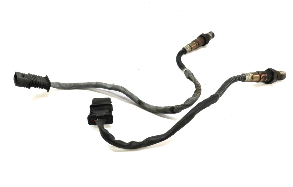 Thumbnail 2: 2015 BMW X1 E84 2.0L TURBO N20 PRE POST CAT O2 OXYGEN SENSOR SET 7589121 7589122