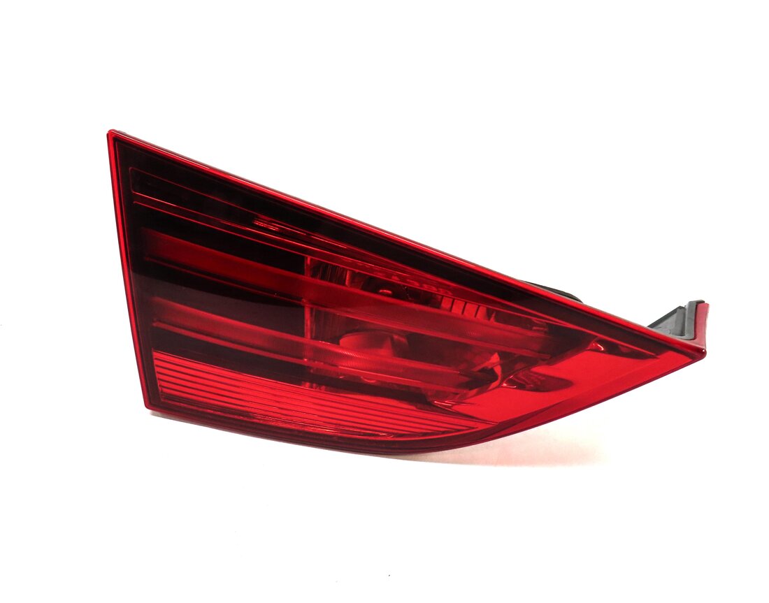 Thumbnail 3: 2012-2015 BMW X1 (E84) LEFT DRIVER REAR TRUNK INNER TAILLIGHT LIGHT LAMP