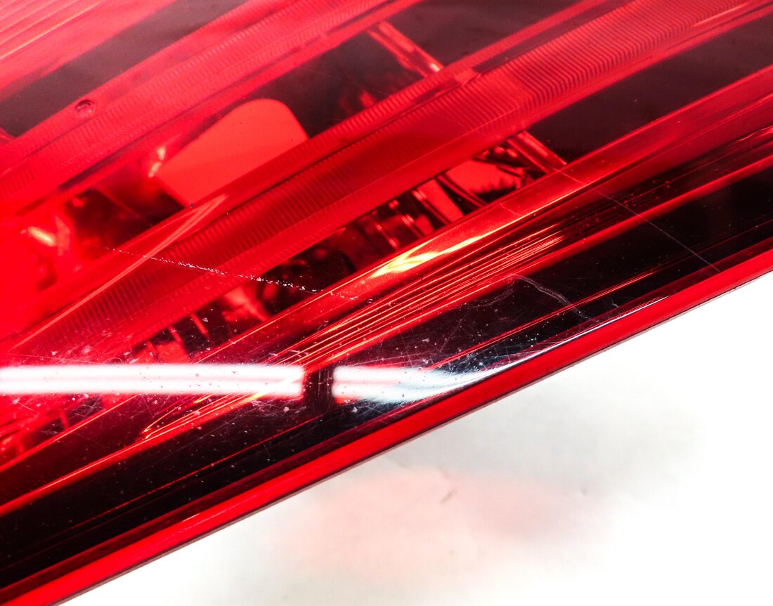 Thumbnail 6: 2012-2015 BMW X1 (E84) LEFT DRIVER REAR TRUNK INNER TAILLIGHT LIGHT LAMP