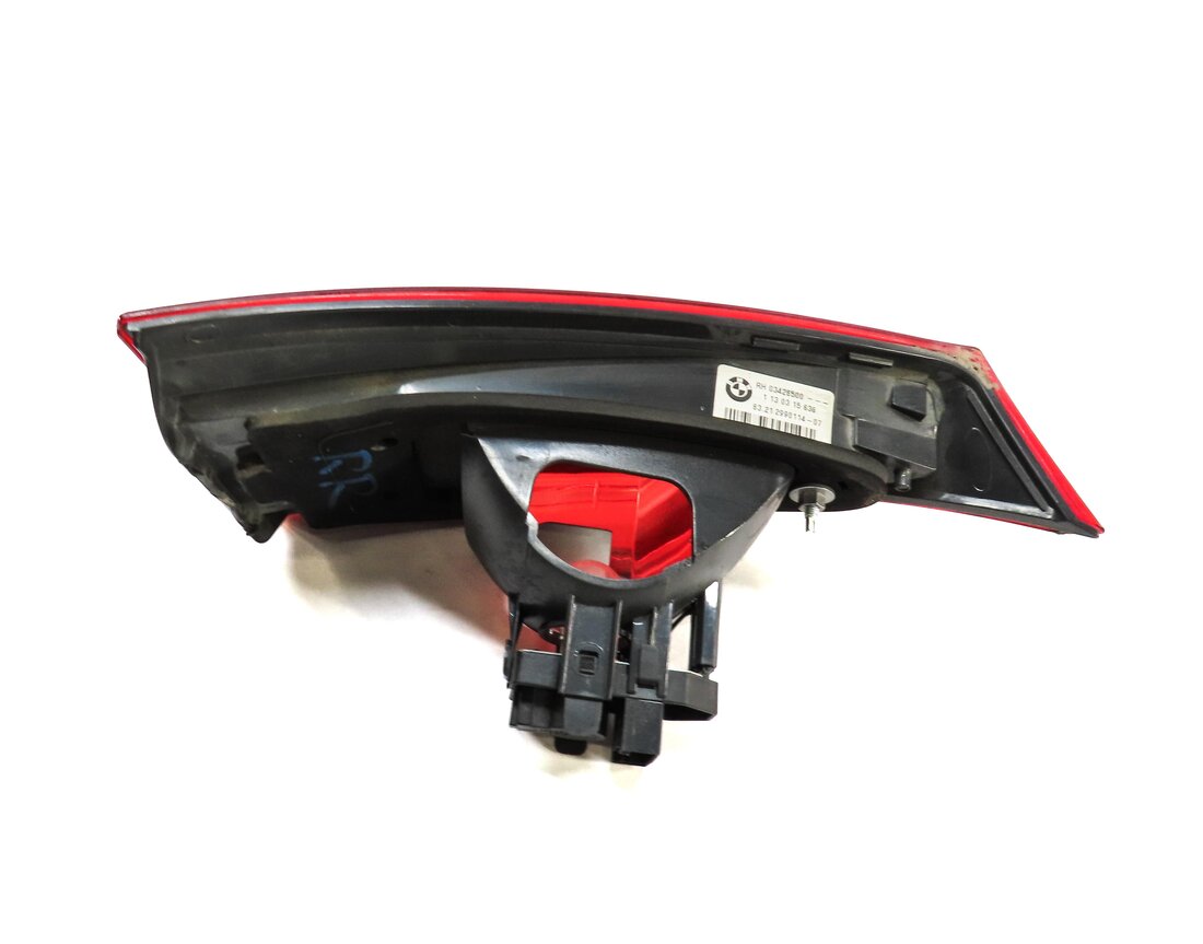 Thumbnail 5: 2012-2015 BMW X1 (E84) RIGHT PASSENGER REAR TRUNK INNER TAILLIGHT LIGHT LAMP