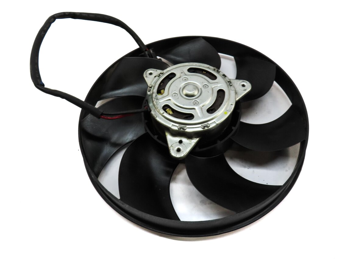 Thumbnail 5: 12-17 LR2 DISCOVERY SPORT RANGE ROVER EVOQUE (L538 L550) RADIATOR COOLING FAN